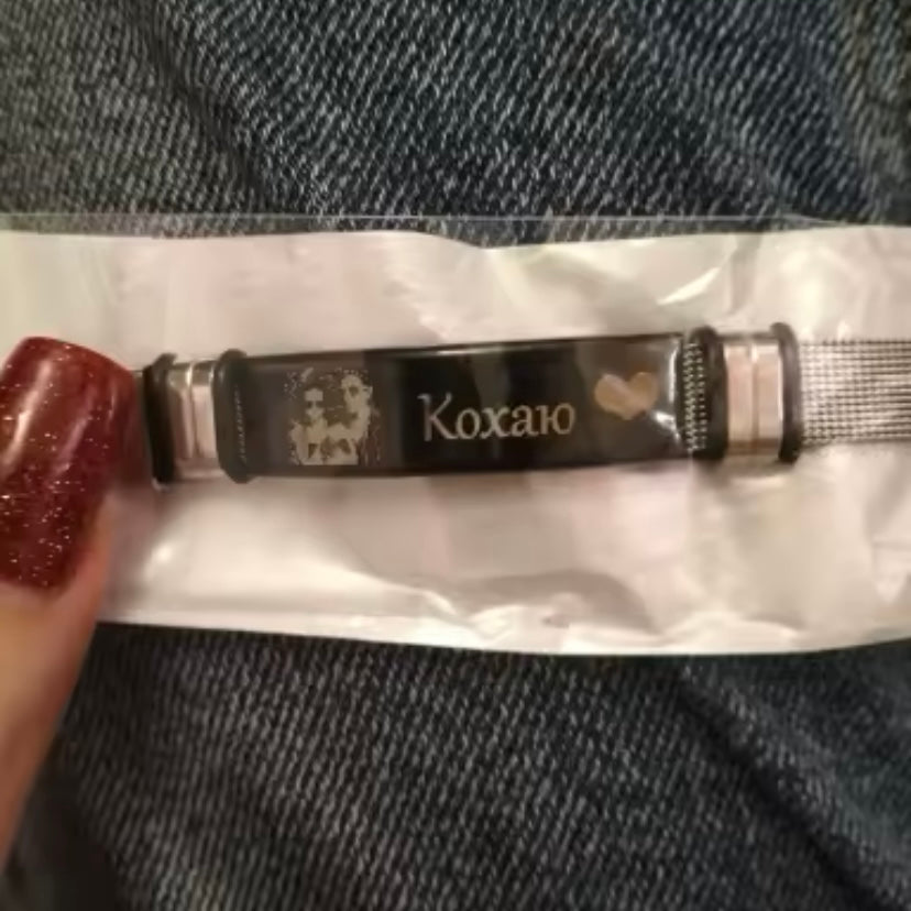 Perfecte herenarmband van titaniumstaal voor Vaderdag – Personaliseerbaar met familiefoto's een stijlvol cadeau