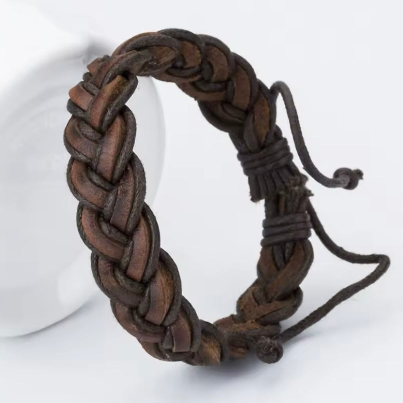 Populaire Handgemaakte Zwarte Gevlochten Armband – Verstelbaar (18-24 cm)