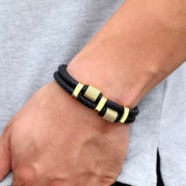 TYO Dubbele Lederen Armbanden Voor Mannen met goudkleurige Stainless detail