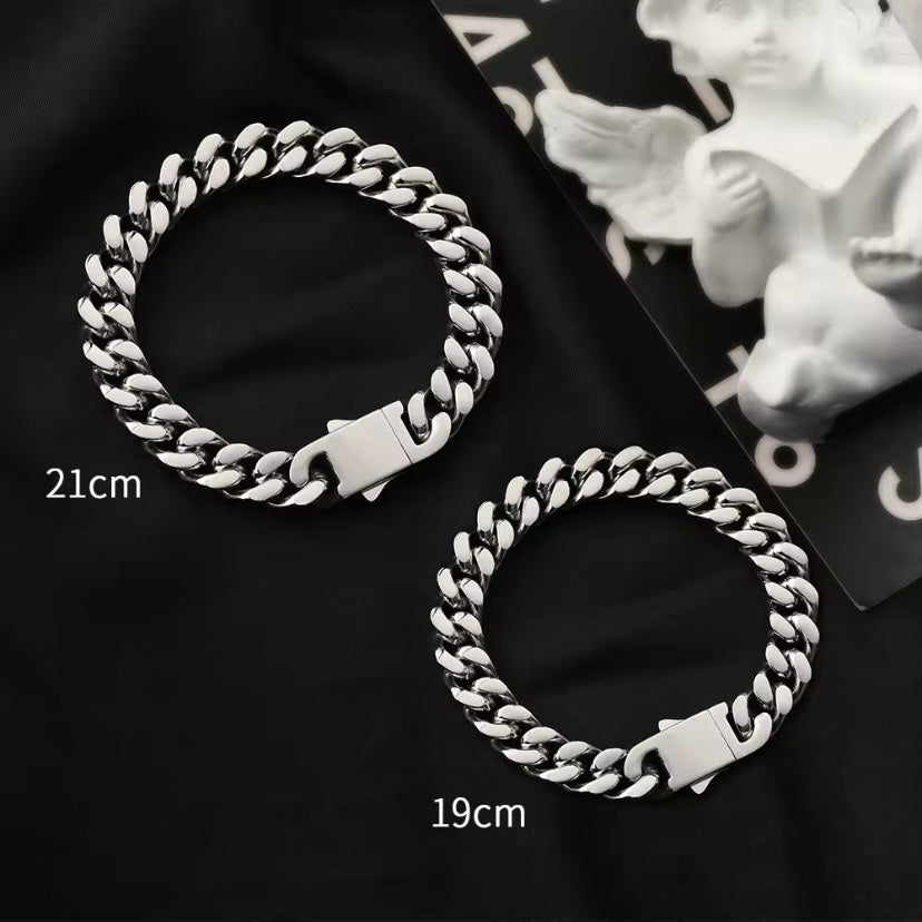 Hiphop-Chic: Vierzijdig Geslepen Cubaanse Ketting-Armband!
