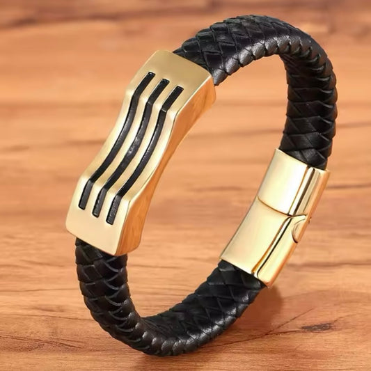 TYO Wrap Lederen Armbanden Voor Mannen met goudkleurige Stainless detail