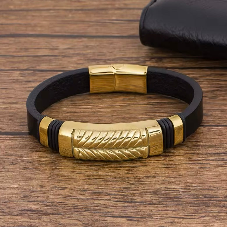 TYO Gevlochten Heren Armband met Bedel Detail