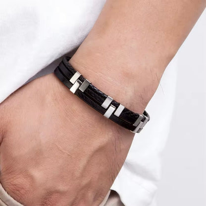 XQNI leren herenarmband: zwart, met geavanceerd ontwerpstijl, roestvrijstalen accessoires, drielaagse stiksels – een perfect cadeau