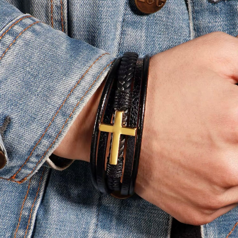 Twee Tijdloze Armbanden voor de Prijs van Eén