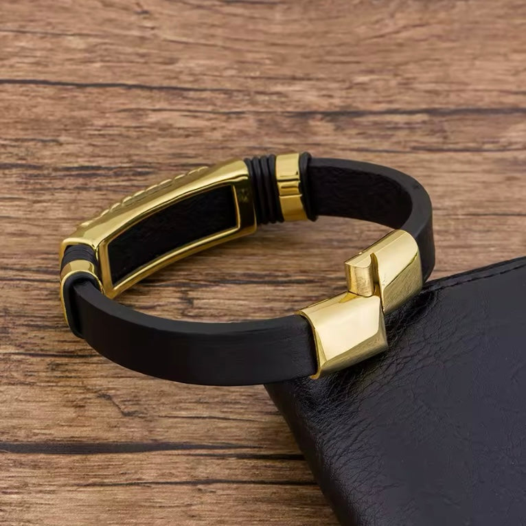 TYO Gevlochten Heren Armband met Bedel Detail