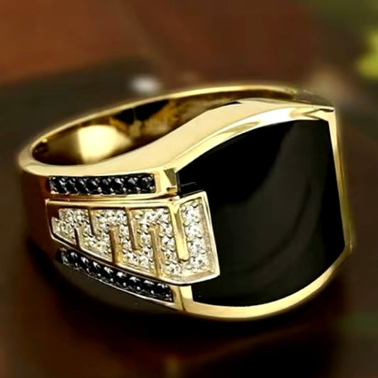 Stijlvolle zwart en metaal gouden herenring - Ideaal voor verlovingen, bruiloften en luxe modeaccessoires.